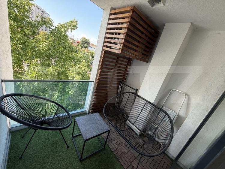 Apartament cu 2 camere decomandat, mobilat în Siloz