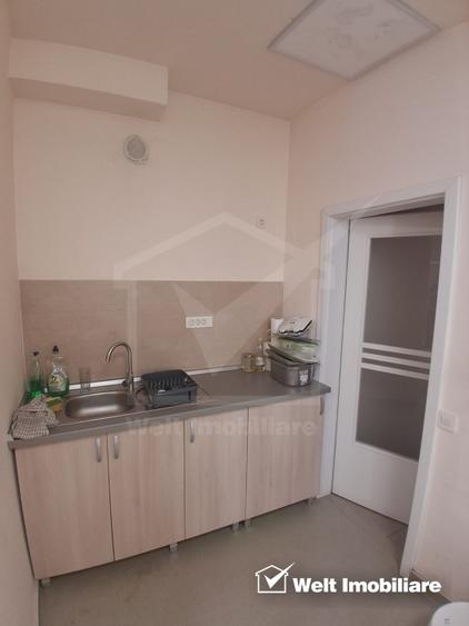 Birou, de 73 mp, în Central