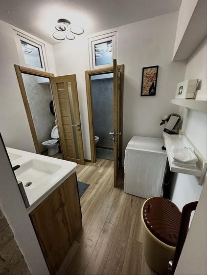 Apartament cu 4 camere decomandat în Exterior Vest