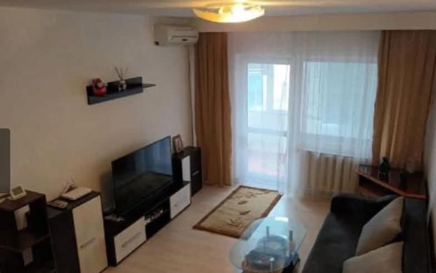 Apartament cu 2 camere semidecomandat în Km 5