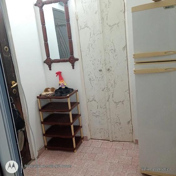 Apartament cu 2 camere semidecomandat în Micro 38