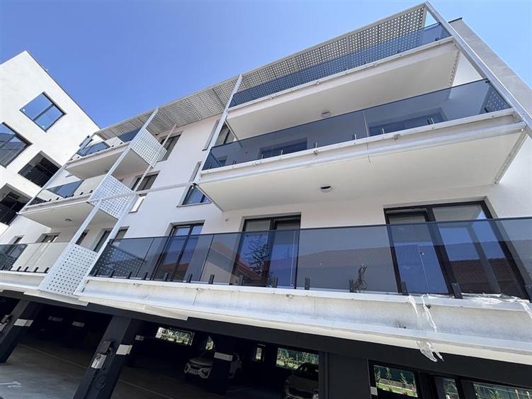Apartament cu 2 camere decomandat în Cetății