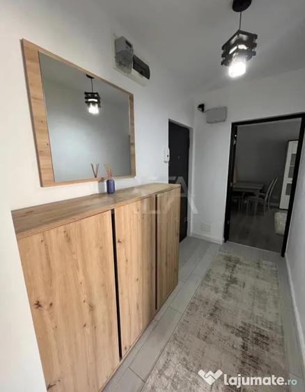 Apartament cu 3 camere decomandat în Gorjului