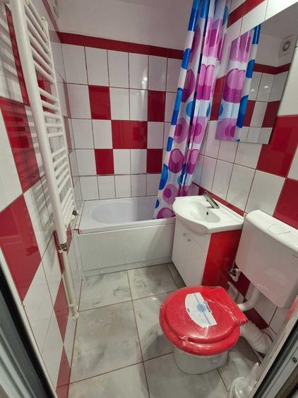 Apartament cu 2 camere semidecomandat în Nicolae Bălcescu