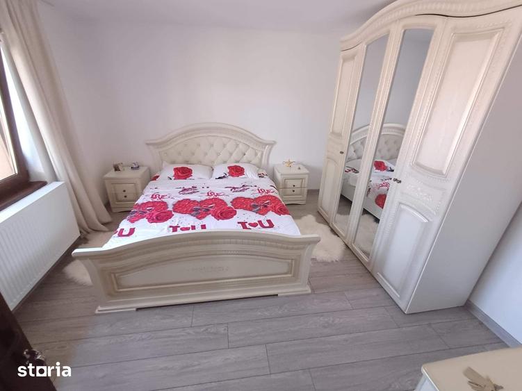 Casă cu 4 camere cu Teren 2050 Mp în Central