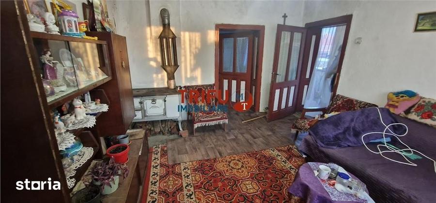 Casă cu 2 camere cu Teren 1100 Mp în Sântimbru
