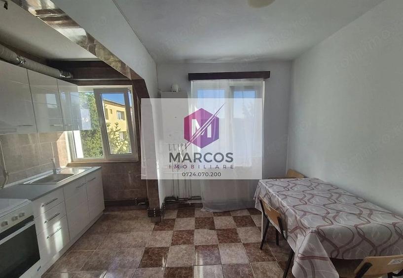 Apartament cu 2 camere semidecomandat în Cuptoare (Reșița)