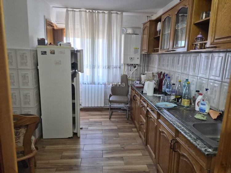 Apartament 3 camere decomandat Zona Bucovina | Etaj 2