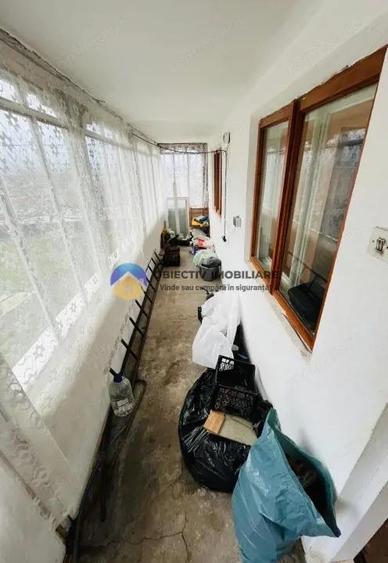 Casă cu 2 camere cu Teren 472 Mp în Costișa
