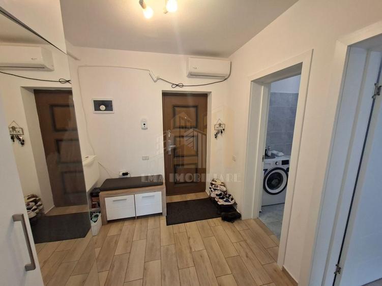 Apartament cu 2 camere decomandat în Sânpetru