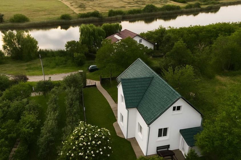 Casă cu 4 camere în Căciulați