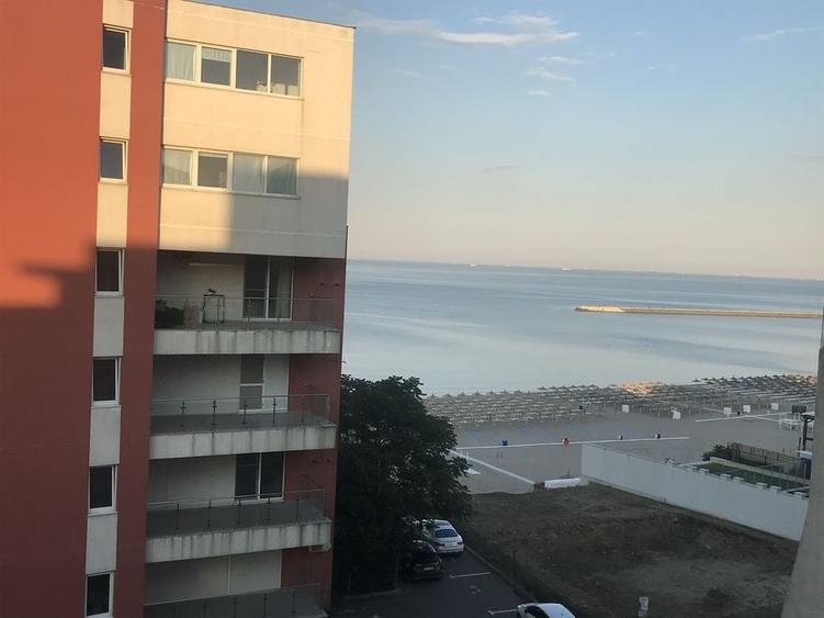 Apartament cu 3 camere în Sat Vacanță