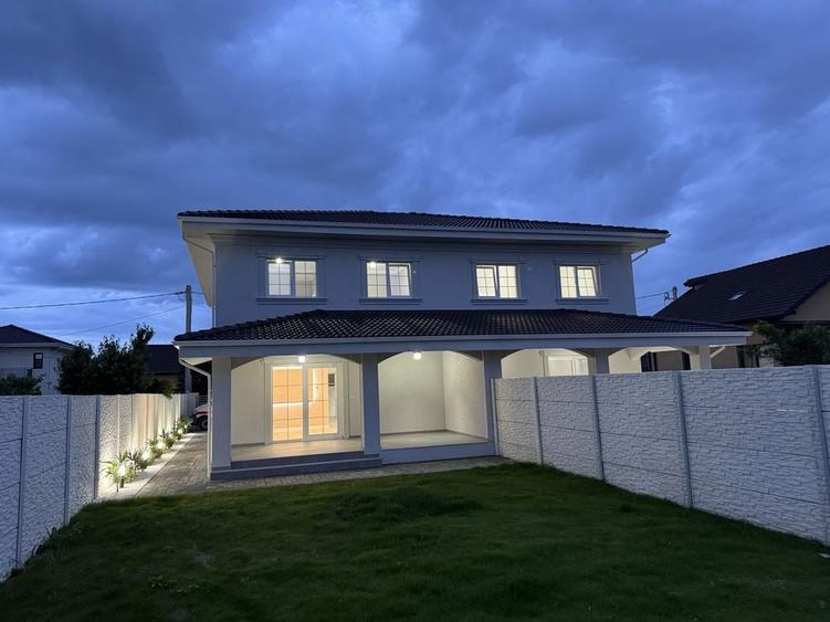 Casă cu 4 camere în Chișoda