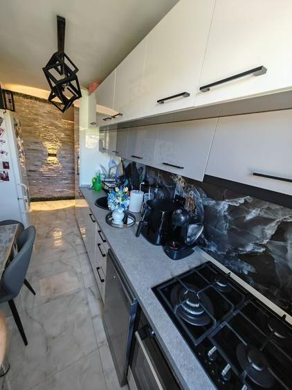 Apartament cu 2 camere semidecomandat în Micro 15