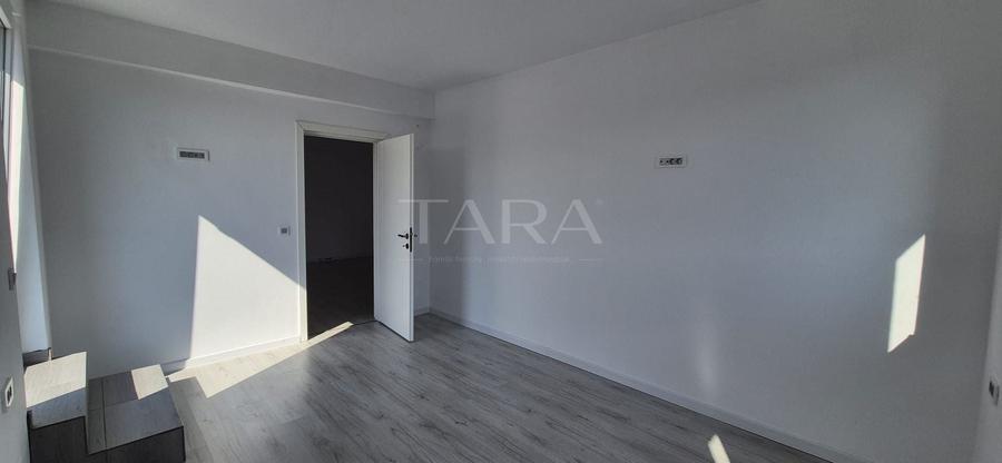 Apartament cu 2 camere nedecomandat în Chinteni