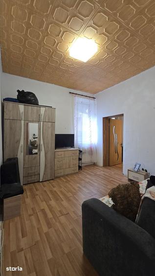 Casă cu 2 camere cu Teren 172 Mp în Vitrometan