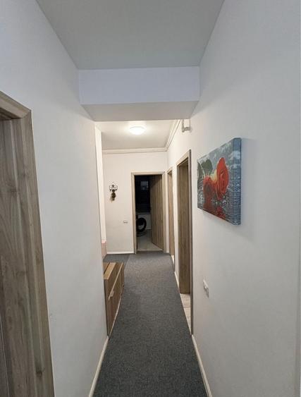 Apartament cu 3 camere decomandat, mobilat în Vest