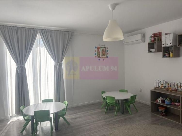 Casă individuală cu 10 camere cu Canalizare în Drumul Sării