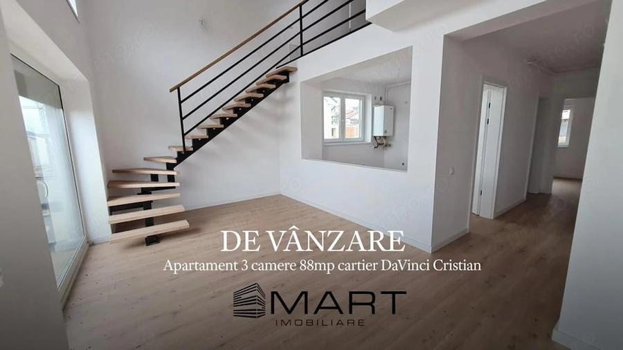 Apartament cu 3 camere semidecomandat în Turnișor