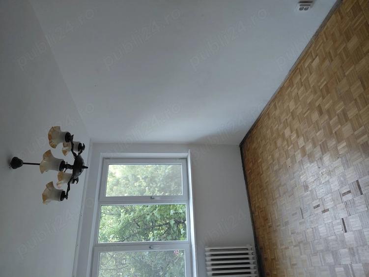 Apartament cu 2 camere decomandat în Calea București