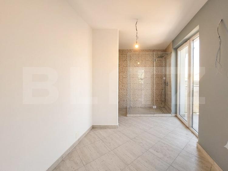 Casă individuală cu 5 camere cu Canalizare în Borhanci