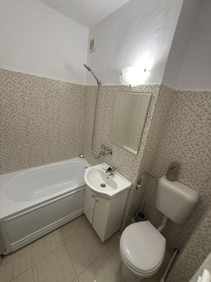 Apartament cu 2 camere decomandat în Alexandru cel Bun