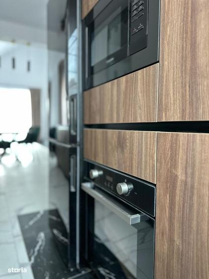 Casă cu 4 camere cu Teren 295 Mp în Central