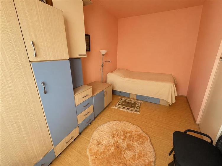 Apartament cu 2 camere nedecomandat, mobilat în Vasile Aaron