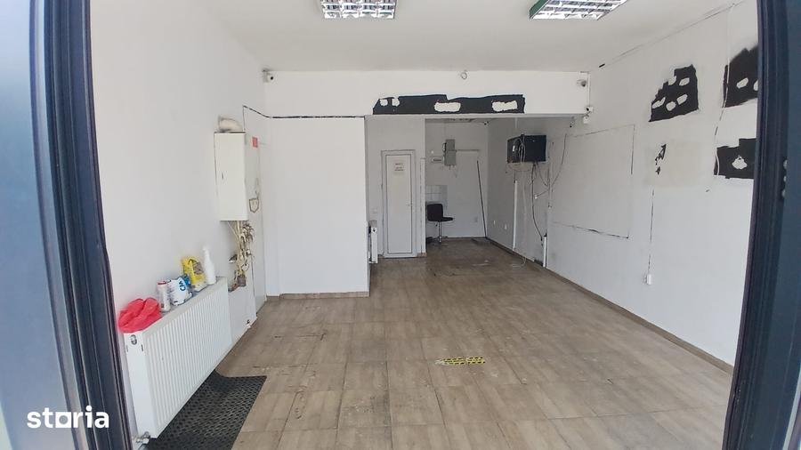Spațiu comercial, de 32 mp, în Central