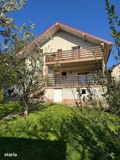 Casă cu 5 camere cu Teren 600 Mp în Fălticeni