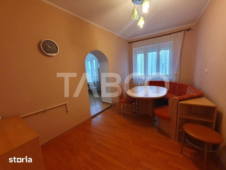 Casă cu 4 camere cu Teren 400 Mp în Central