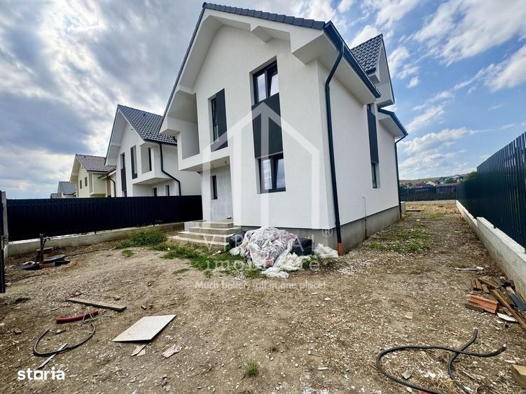 Casă cu 4 camere cu Teren 334 Mp în Șura Mare