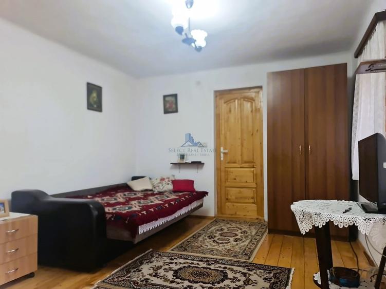 Casă individuală cu 3 camere cu Canalizare în Aciliu