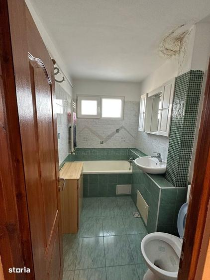 Apartament cu 2 camere decomandat în Podu Roș