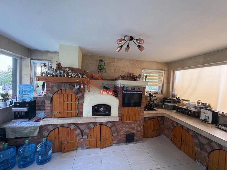 Casă cu 2 camere cu Teren 1200 Mp în Filiași
