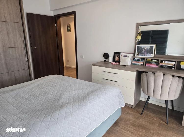 Casă cu 4 camere semidecomandat în Central