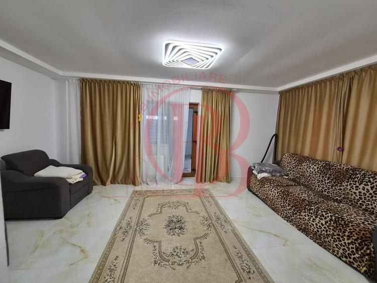 Duplex cu 4 camere cu Canalizare în Theodor Pallady