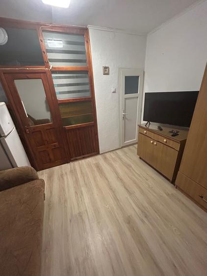 Casă cu 1 camere în Titan