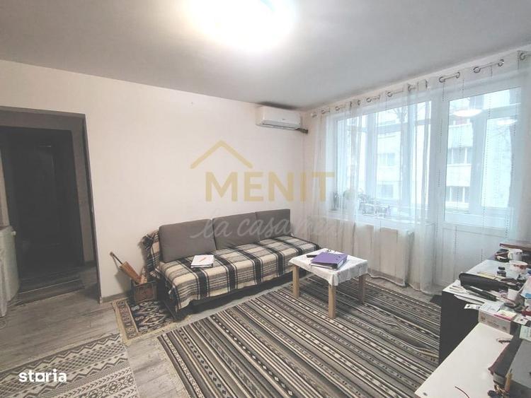 Apartament cu 3 camere semidecomandat, mobilat în Nord