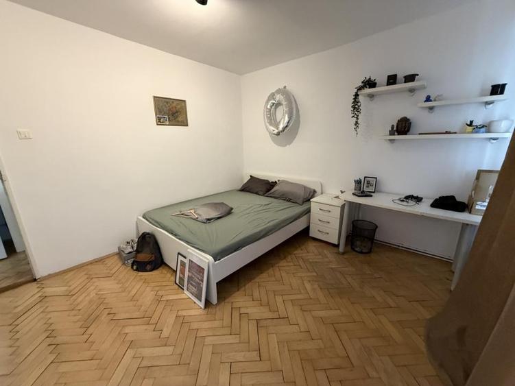 Apartament cu 4 camere semidecomandat, mobilat în Mărăști