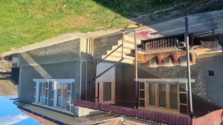 Se vinde casa cu gradina in loc.Dabaca ( Catun ) nr 27. - 6