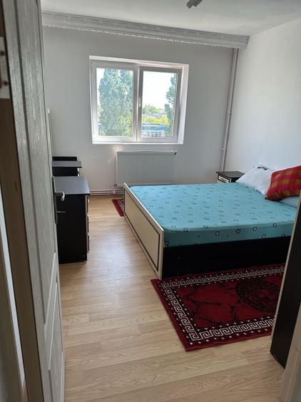 Apartament cu 2 camere semidecomandat în Exterior Vest