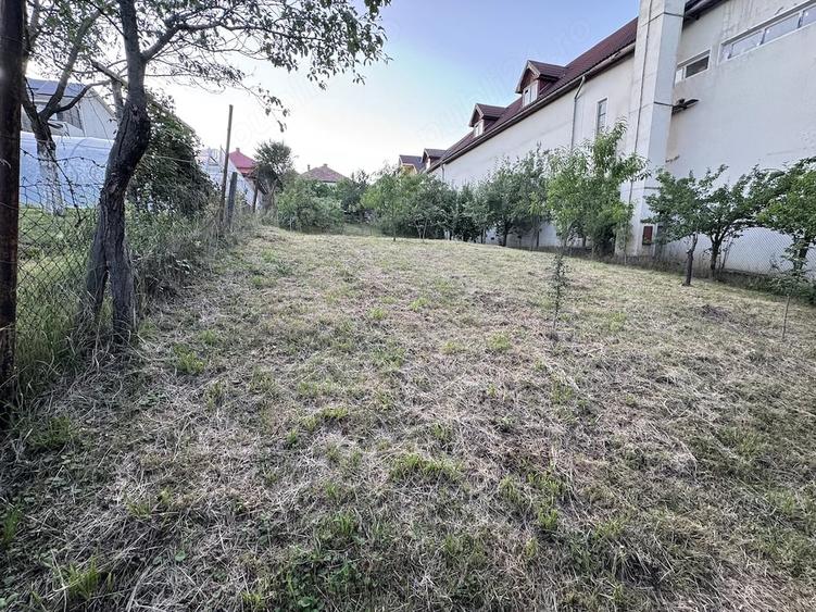 Casă cu 3 camere cu Teren 880 Mp în Central