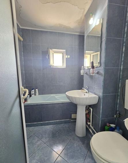 Apartament cu 2 camere decomandat, mobilat în Micro 17