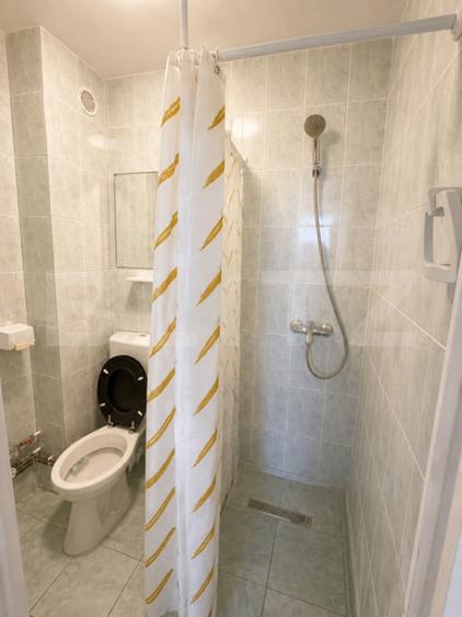 Garsonieră decomandată în Gruia