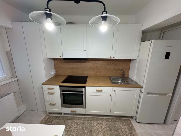Apartament cu 3 camere în Micro 15