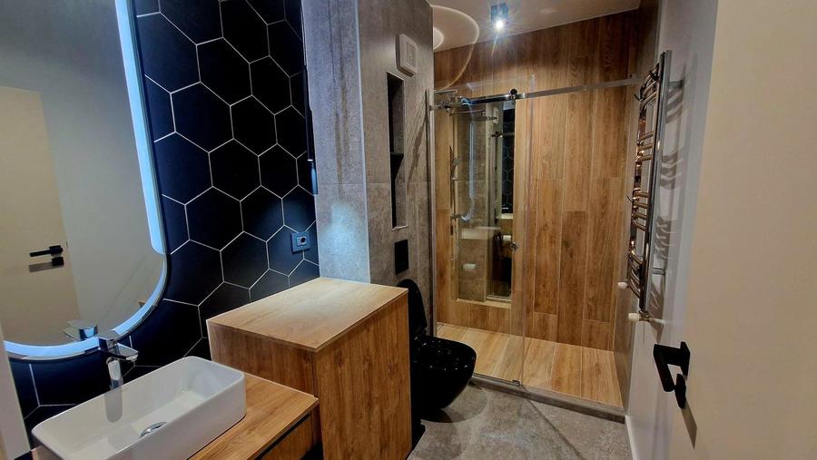 Apartament cu 2 camere decomandat în Tomis III