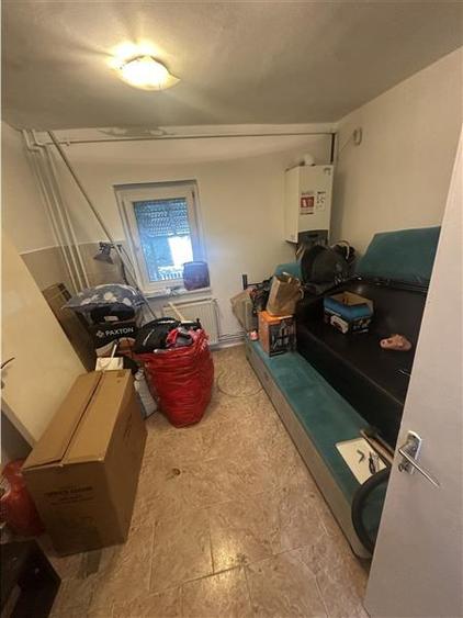 Apartament cu 2 camere semidecomandat, mobilat în Aradului