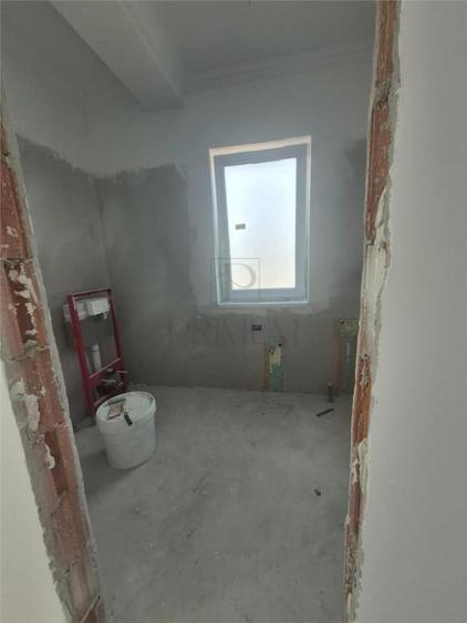 Duplex parter - 2 dormitoare - zona foarte buna - 18