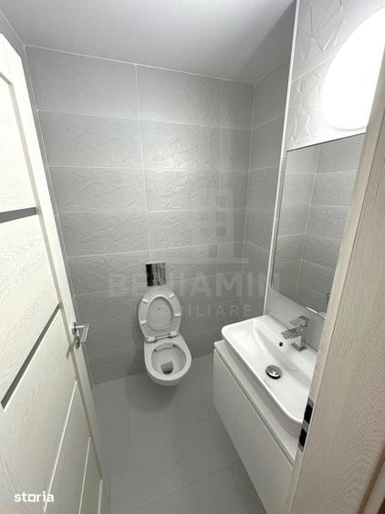 Apartament cu 4 camere în Calea București